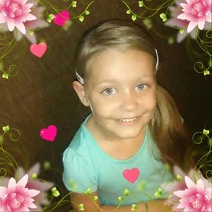 Meet your Posher, Connie